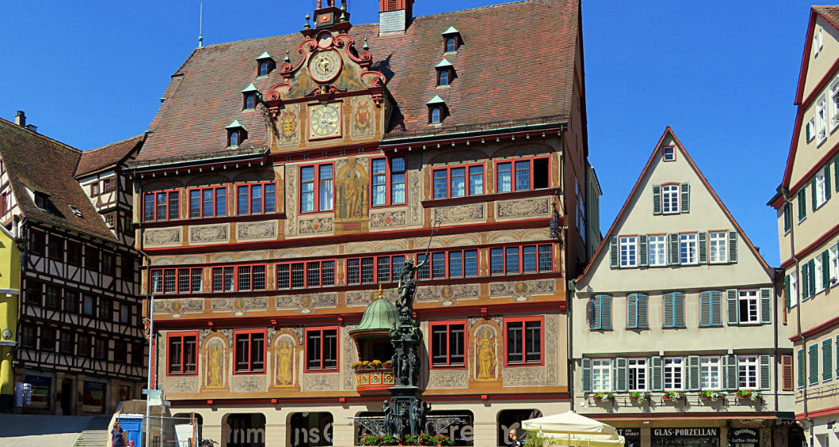 Tübinger Rathaus. Foto: wikimedia.org | Felix König | CC BY 3.0
