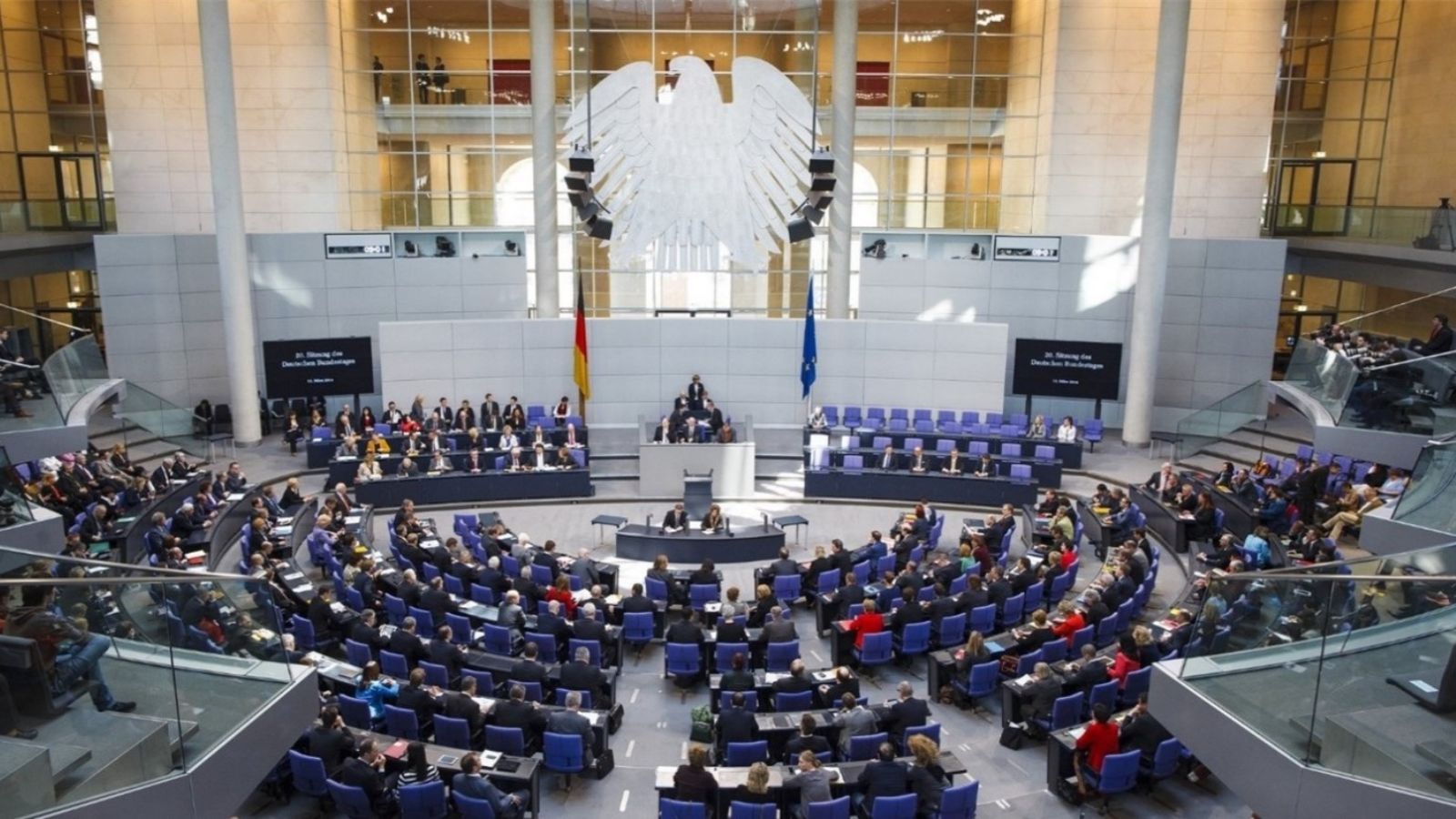Bundestag macht Schule L / Quelle: Deutscher Bundestag. Foto: Deutescher Bundestag | Thomas Trutschel | photothek.net Bundestag macht Schule L
